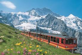TOPS OF SWITZERLAND 
Interlaken – Jungfraujoch Top of Europe – Lucerne – Pilatus