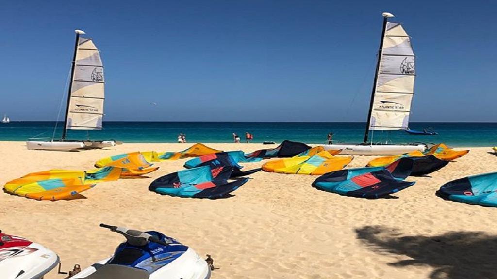 Sal Island - Kite Surf image 2