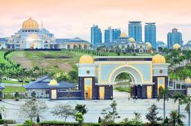 Walking Down The Memory Lane of Kuala Lumpur with Royal Palace Museum and more - Private Tour image 4