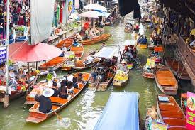 Half Day Excursion to Damnoen Saduak Floating Market with a Local Guide - Private image 1
